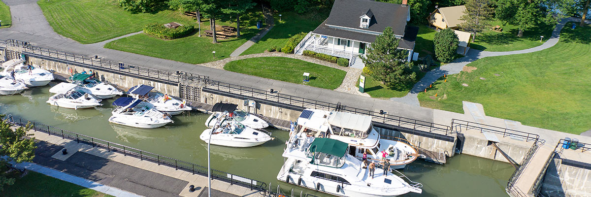 Boats in the Saint-Ours Canal lock