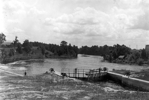Construction of the Fenelon Falls lockstation