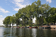 Old Lachine, where the Lachine Canal meets Lake Saint-Louis, is the perfect place to take in an extraordinary natural setting
