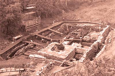 A photography showing the vestiges of the upper forge site during the archaeological diggins of the seventies.