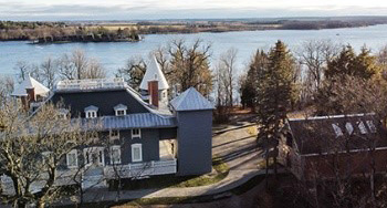 Aerial view of the Manoir Papineau and its buildings